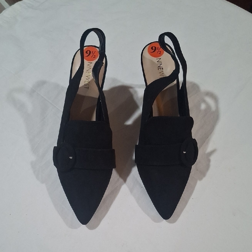 New. Nine West Black Pointed Toe Slingback Heels Size 9.5